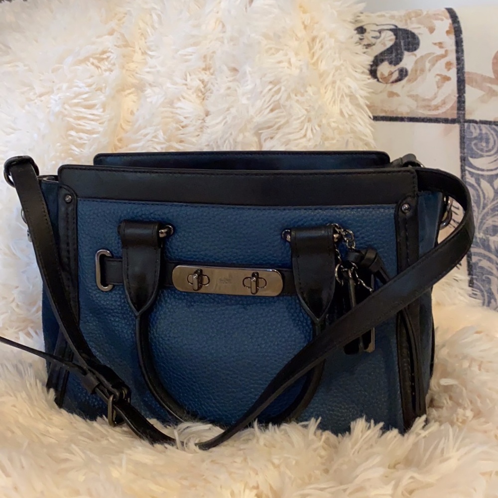 Coach swagger 27 mineral  black leather satchel